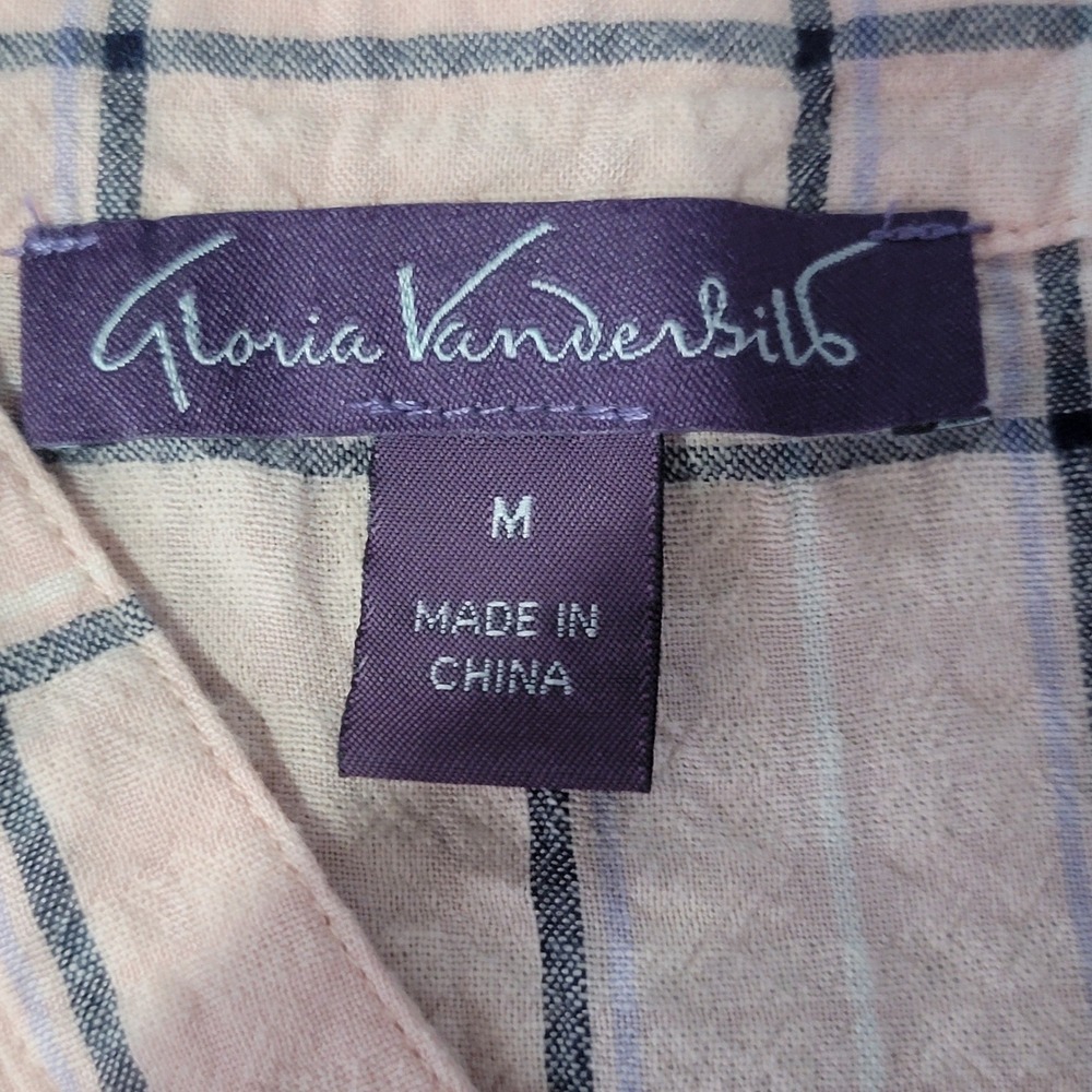 Gloria Vanderbilt Blouse Womens Medium Pink Plaid Short Sleeve V-Neck Seersucker - Picture 6 of 10